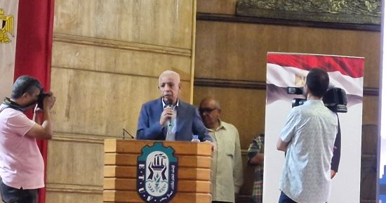 اتحاد العمال يطلق مشروع تأهيل 1500 كادر نقابى.. استعدادا للانتخابات العمالية نهاية العام الجارى.. انتخابات 2026 "محطة مفصلية" ونستهدف تقديم صورة ديمقراطية تليق بعمال مصر..الاستثمار في القيادات النقابية