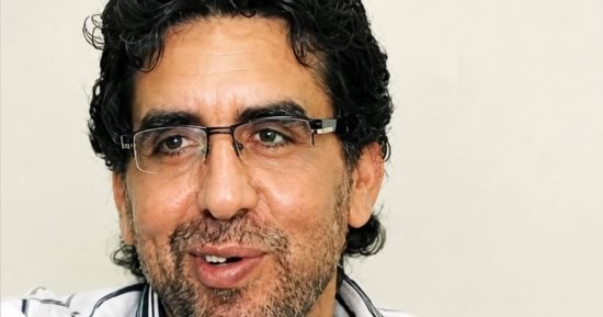 اعترافات صادمة للإرهابي محمد ناصر وضيوفه عن نفسه داخل قنوات الإخوان.. الهارب اعترف أمام ضيفه أنه صايع خلال مناقشة ملف قطاع الدواء المصري.. قال: أنا كافر بدين محمد حسان.. وضيفه يحرجه: أنت بتصطاد في المياه العكرة