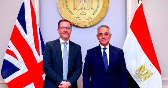 وزير العدل يستقبل سفير المملكة المتحدة بالقاهرة