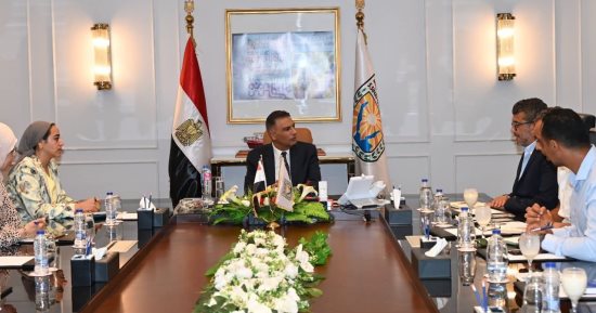 محافظ جنوب سيناء يتابع تقدم مشروع جرين شرم والوقوف على معدلات الإنجاز