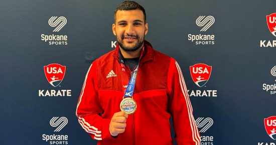 حازم أحمد يتوج بذهبية بطولة الولايات المتحدة الوطنية للكاراتيه