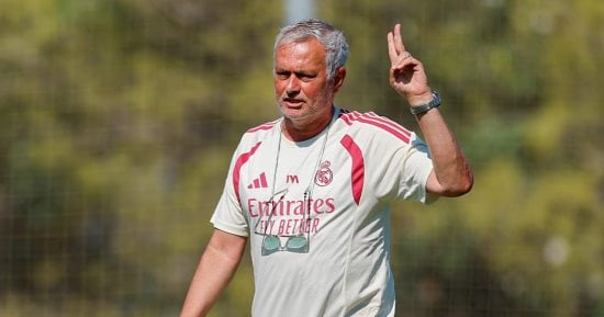 الريال ضد فيورنتينا.. ماذا قال مورينيو بعد التعادل المثير 2-2؟
