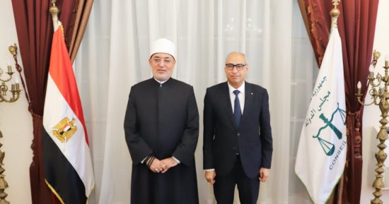 المفتى يهنئ رئيس مجلس الدولة بتوليه منصبه ويؤكد دعم التعاون بين المؤسسات
