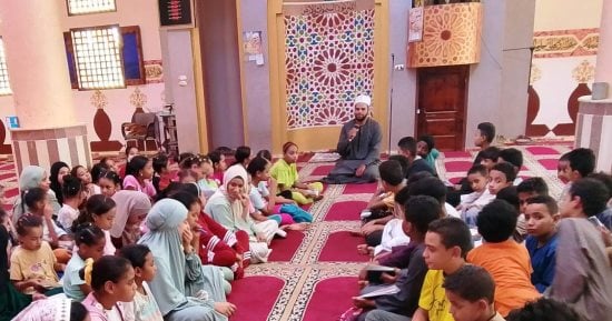إقبال كبير على فعاليات النشاط الصيفى للأطفال بمساجد أسوان