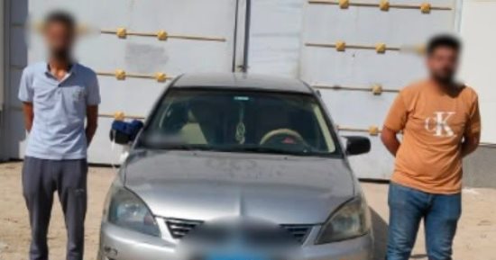 ضبط سائق لاصطدامه عمدا بكراسي ومناضد مقهى في أبو المطامير