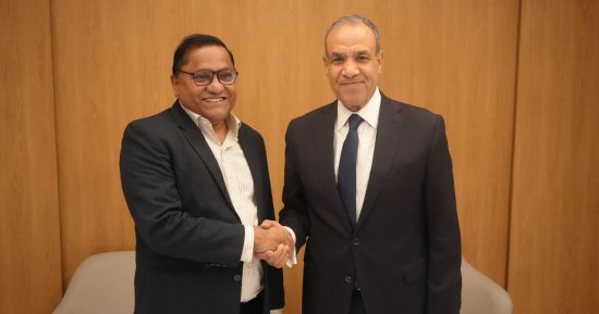 وزير الخارجية يلتقي نظيره السيريلانكى على هامش اجتماع منظمة الآسيان