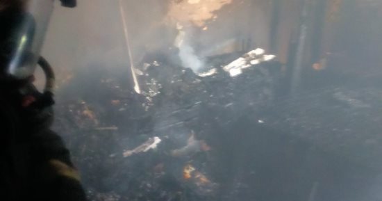السيطرة على حريق داخل مخزن فوم فى كرداسة دون إصابات