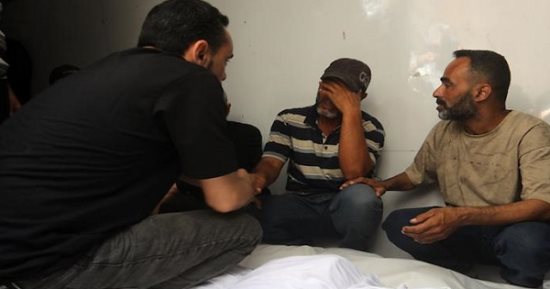 استشهاد فلسطينيين اثنين وإصابة آخرين بقصف للاحتلال الإسرائيلي على شمال غزة