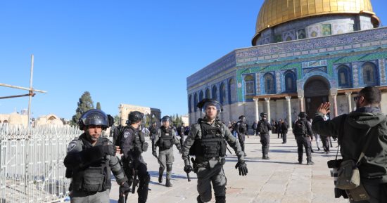 مستوطنون بقيادة المتطرف يهودا غليك يقتحمون المسجد الأقصى ويؤدون طقوسا تلمودية 