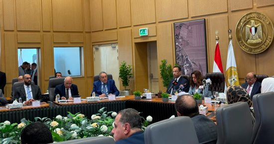 منال عوض: توحيد رسوم تراخيص المحال وإنهاء تعدد المشاوير للمواطنين