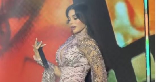 هيفاء وهبى لجمهور بيروت: بينى وبين لبنان قصة عشق ما بتخلص