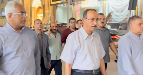 محافظ سوهاج يوجه بتكثيف حملات النظافة ورفع الإشغالات بشوارع وميادين المحافظة