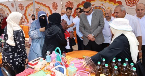 محافظ جنوب سيناء يفتتح معرض المنتجات اليدوية والبدوية فى الطور