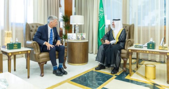 أمير المنطقة الشرقية يستقبل سفير جمهورية قبرص لدى المملكة العربية السعودية