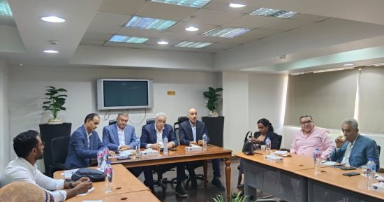 غرفة السياحة تعلن انطلاق موسم العمرة بدء الرحلات وتوثيق عقود الشركات