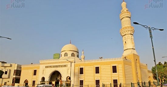 زخارف أول مساجد آل البيت فى مصر.. مسجد السيدة نفيسة أيقونة العمارة الإسلامية