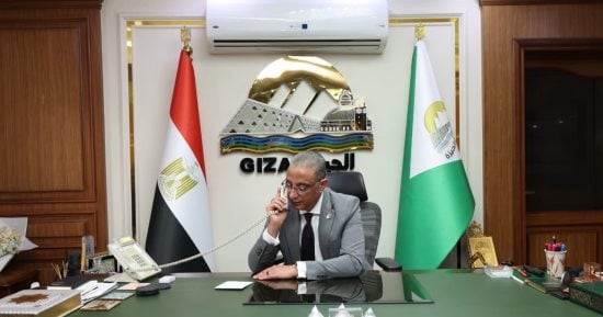 محافظ الجيزة يسلم 23 عقد تقنين أراضى أملاك دولة للمستوفين الاشتراطات