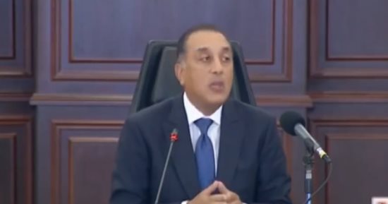 رئيس الوزراء يشرح التفاصيل الكاملة لما قامت به الدولة لمواجهة حادث دمياط: نموذج متكامل لإدارة الأزمات شاركت فيه كافة أجهزة الدولة.. الأطقم المصرية قدمت ملحمة وطنية ونموذجا مشرفا.. ولم تعلن أي جهة مسؤوليتها
