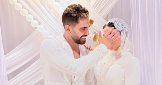 المطرب أحمد فريد يحتفل بخطوبته