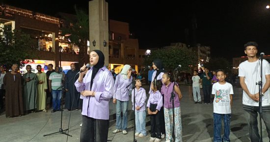 بالأغاني الوطنية والطربية.. شارع الفن يواصل إبداعه بميدان المحطة