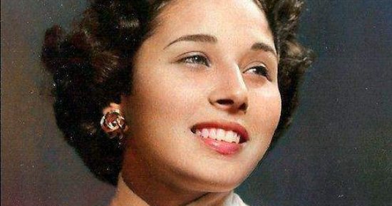 ميلاد لبنى عبد العزيز.. 91 عاما من الرقى والإبداع واللباقة