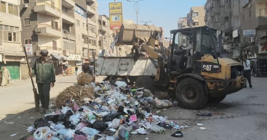استجابة للشكاوى.. رفع مخلفات من المريوطية وعثمان محرم وخلف موقف البوهى بالجيزة