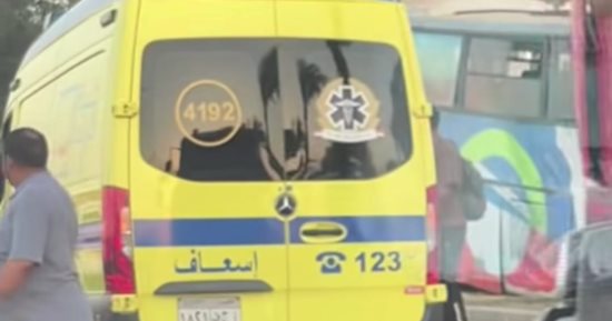 ارتفاع عدد ضحايا حادث الواحات إلى مصرع شخص وإصابة 28 آخرين
