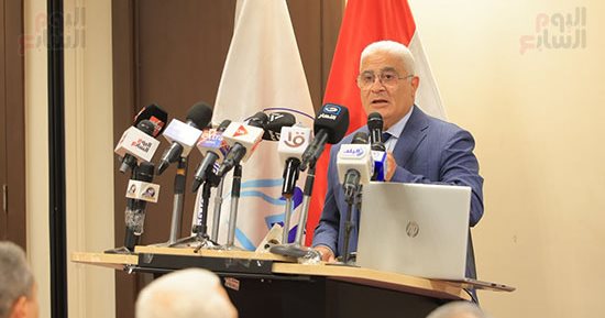 استعراض النظام الإلكترونى الجديد للمعاشات