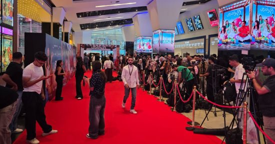 عرض فيلم الجواهرجى للصحفيين بعد إلغاء الريد الكاربت بسبب وفاة شقيق محمد هنيدى