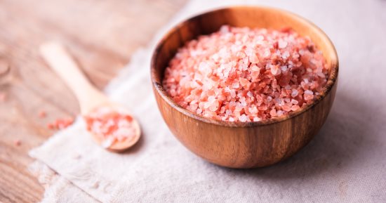لا تنخدع بالترند.. هل ملح الهيمالايا أفضل لمرضى الضغط حقا؟