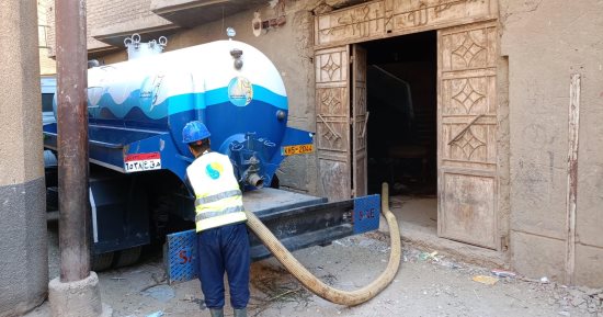 مياه سوهاج توجه قافلة مائية لقرية الباسكية لتقديم خدمات مجانية للمواطنين