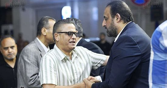 الكاتب الصحفى عبدالفتاح عبدالمنعم يشارك فى عزاء والدة النائب محمد شبانة