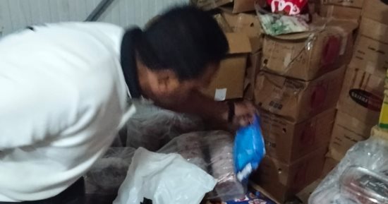 ضبط 1.5 طن مصنعات لحوم ودجاج غير صالحة فى حملة للطب البيطري بالدقهلية