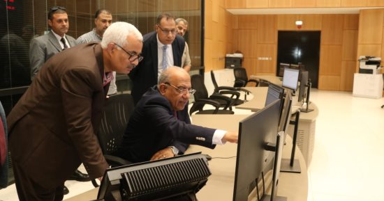 وزير الكهرباء يتابع سير العمل وخطة التشغيل لتأمين الشبكة واستمرارية التغذية الكهربائية