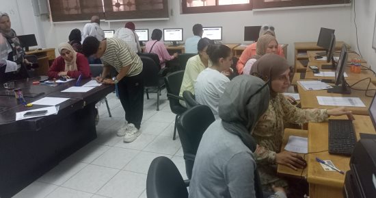 156 طالبًا يسجلون رغباتهم بتنسيق المرحلة الأولى في جامعة قناة السويس