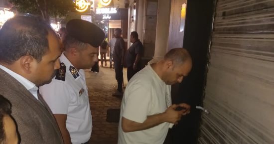 تشميع 5 منشآت تعمل دون ترخيص فى حملة ليلية مكبرة بحى العجوزة