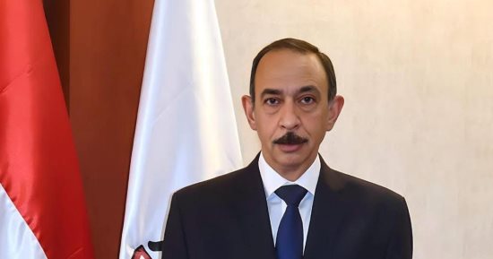 محافظ سوهاج يحظر تداول المستندات والمنشورات الرسمية على منصات التواصل