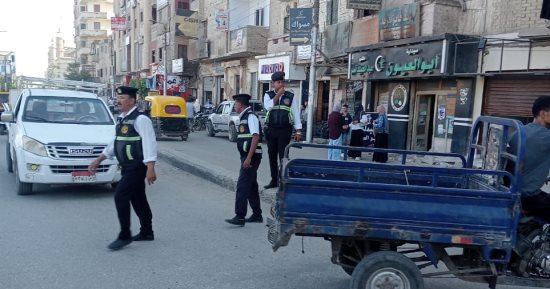 حملات مرورية مكثفة بمدينة ديروط بأسيوط لتعزيز السيولة والانضباط بالشوارع
