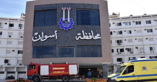 نائب محافظ أسوان يبحث تنفيذ مشروعات المياه والصرف.. و325 شكوى وطلباً خلال يوليو