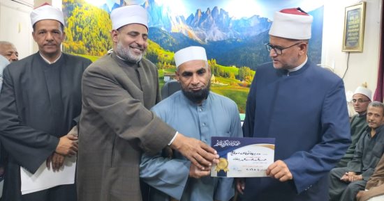 مدير أوقاف سوهاج يلتقي العاملين من ذوي الهمم ويؤكد دعمهم وتذليل أي معوقات