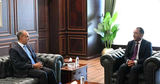 رئيس الوزراء يُتابع الموقف التنفيذى للتمويلات التنموية للمشروعات المختلفة