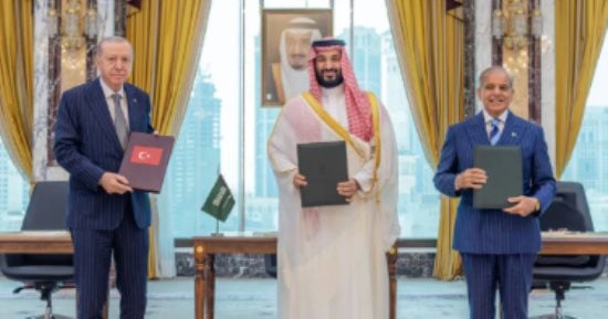 باكستان تحث إيران على كبح هجمات الحوثيين على السعودية وتلوح بتفيذ اتفاق "مكة"