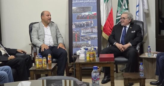 خلال زيارة الكتاب العرب للبنان.. ليلة شعرية في صور دعما للمقاومة