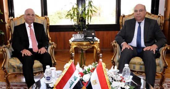 وزير الطيران المدنى يلتقى سفير العراق بالقاهرة لبحث التعاون وتبادل الخبرات