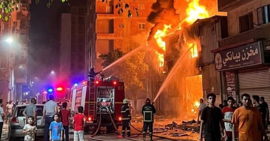 السيطرة على حريق فى مخزن أخشاب بالإسكندرية