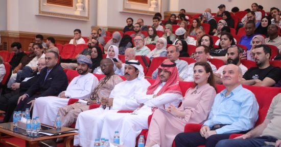 أمسية شعرية.. قصائد تتسم بالأصالة اللغوية والإبداع فى بيت الشعر