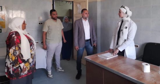 وكيل صحة شمال سيناء يتفقد مركز الفيروسات الكبدية بمستشفى العريش العام