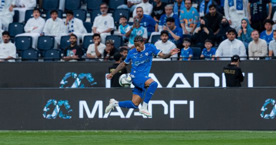 الهلال يفتتح مشواره فى الدورى السعودى برباعية ضد الفيصلى.. فيديو