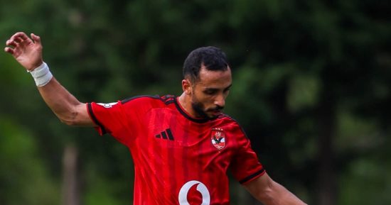كريم فؤاد يقود الجبهة اليُسرى للأهلي أمام الشرقية إنبي فى مباراة الليلة