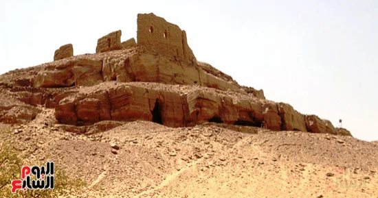 جبل أبو الهوا.. أسرار نبلاء مصر القديمة فوق ضفاف النيل بأسوان